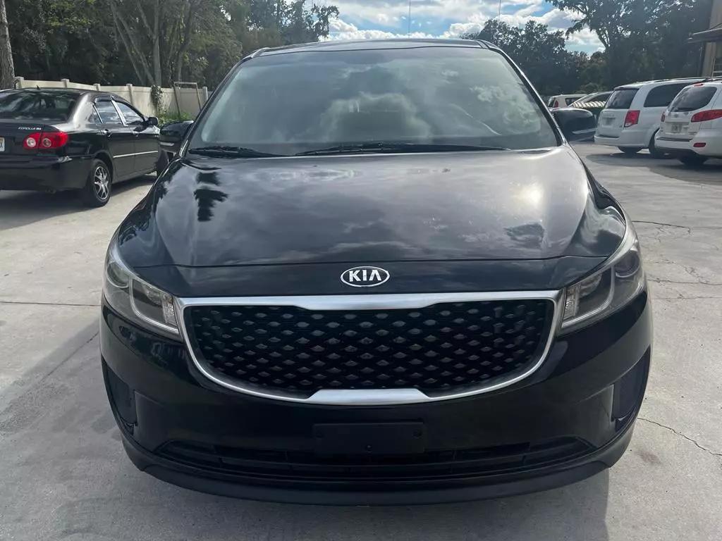 KIA SEDONA L