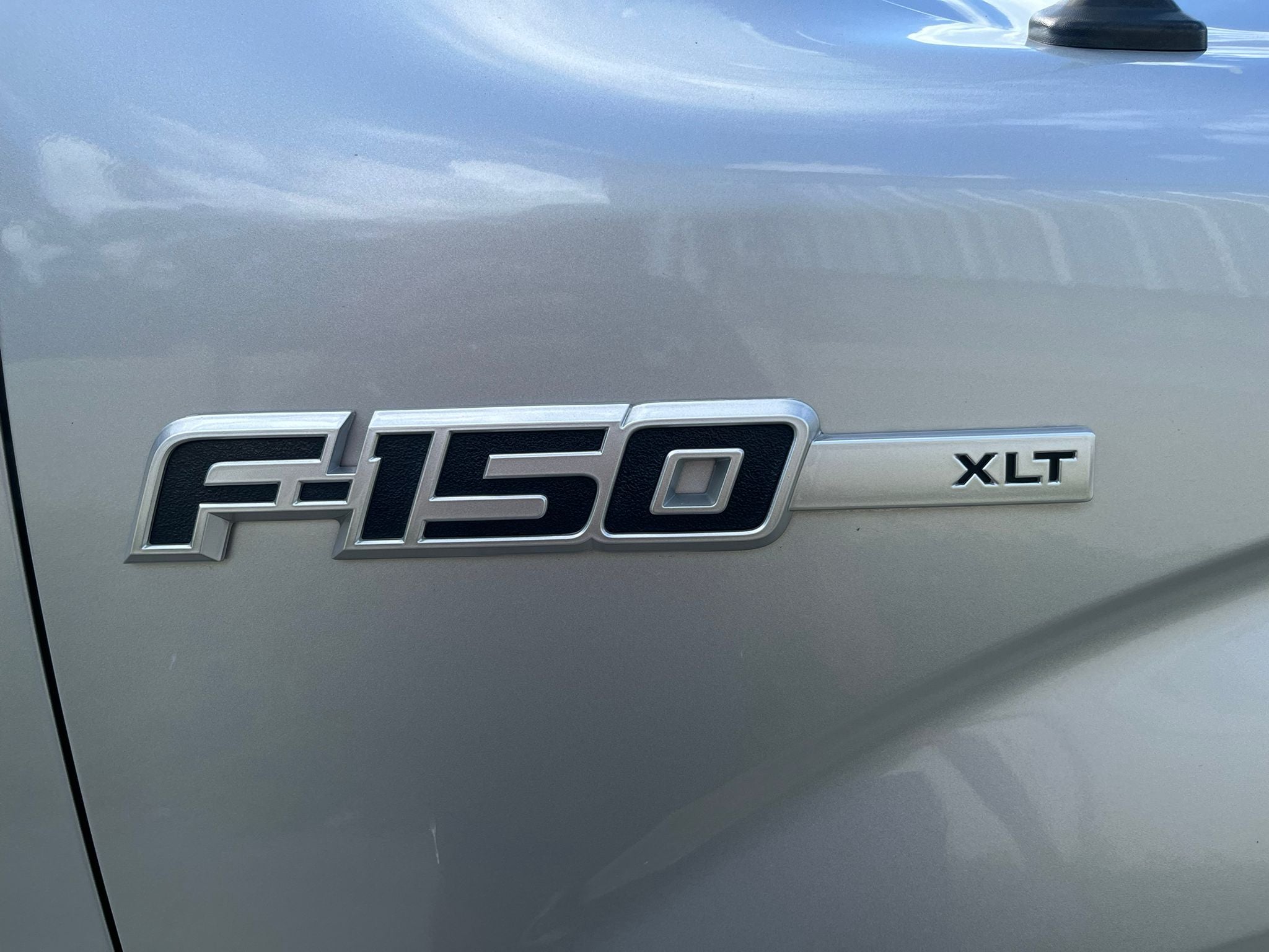 FORD F 150 XLT CREW CAB 4X4