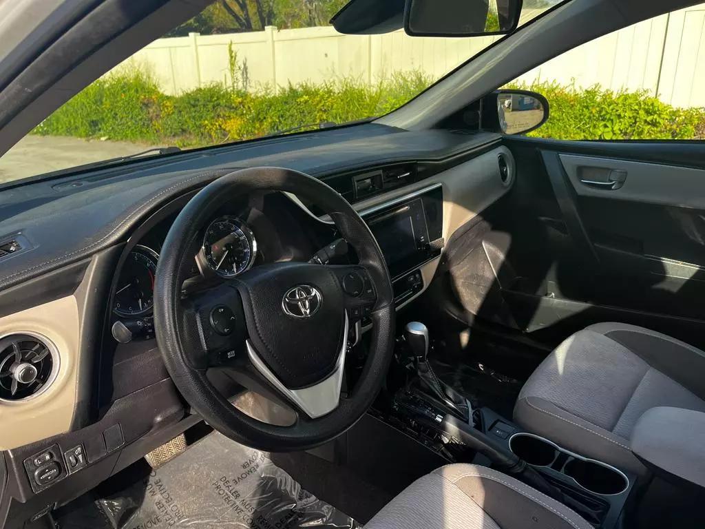 TOYOTA COROLLA LE 1.8