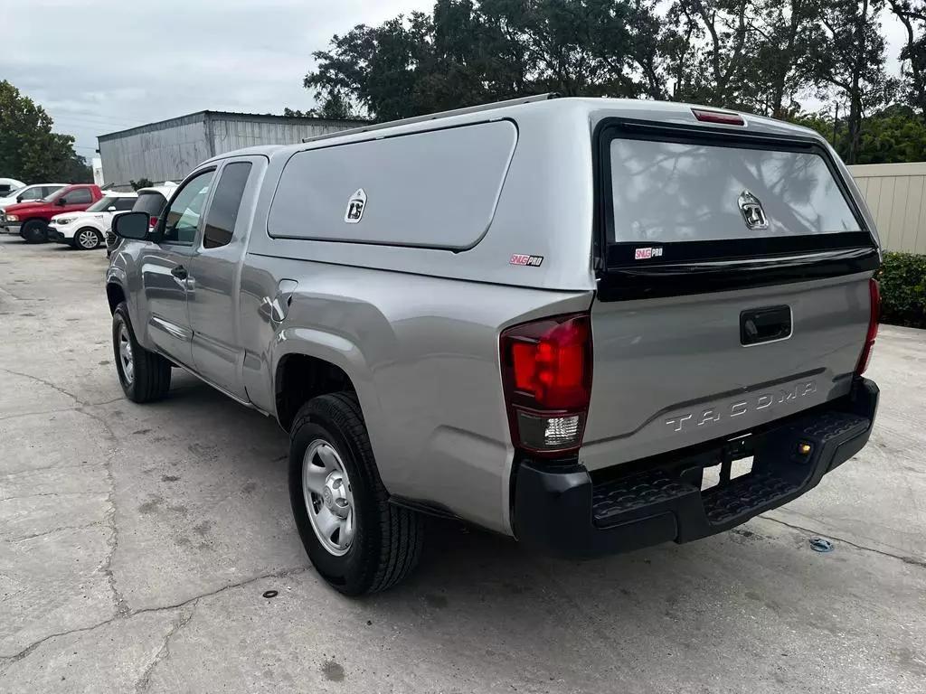 TOYOTA TACOMA SR CLUB CABINA 2.7