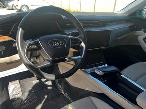 AUDI E-TRON QUATTRO PREMIUM PLUS AWD ELETRIC