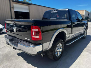 DODGE RAM 2500 LARAMIE CREW CAB 6.7 DIESEL 4X4 CAMA 6.4ft