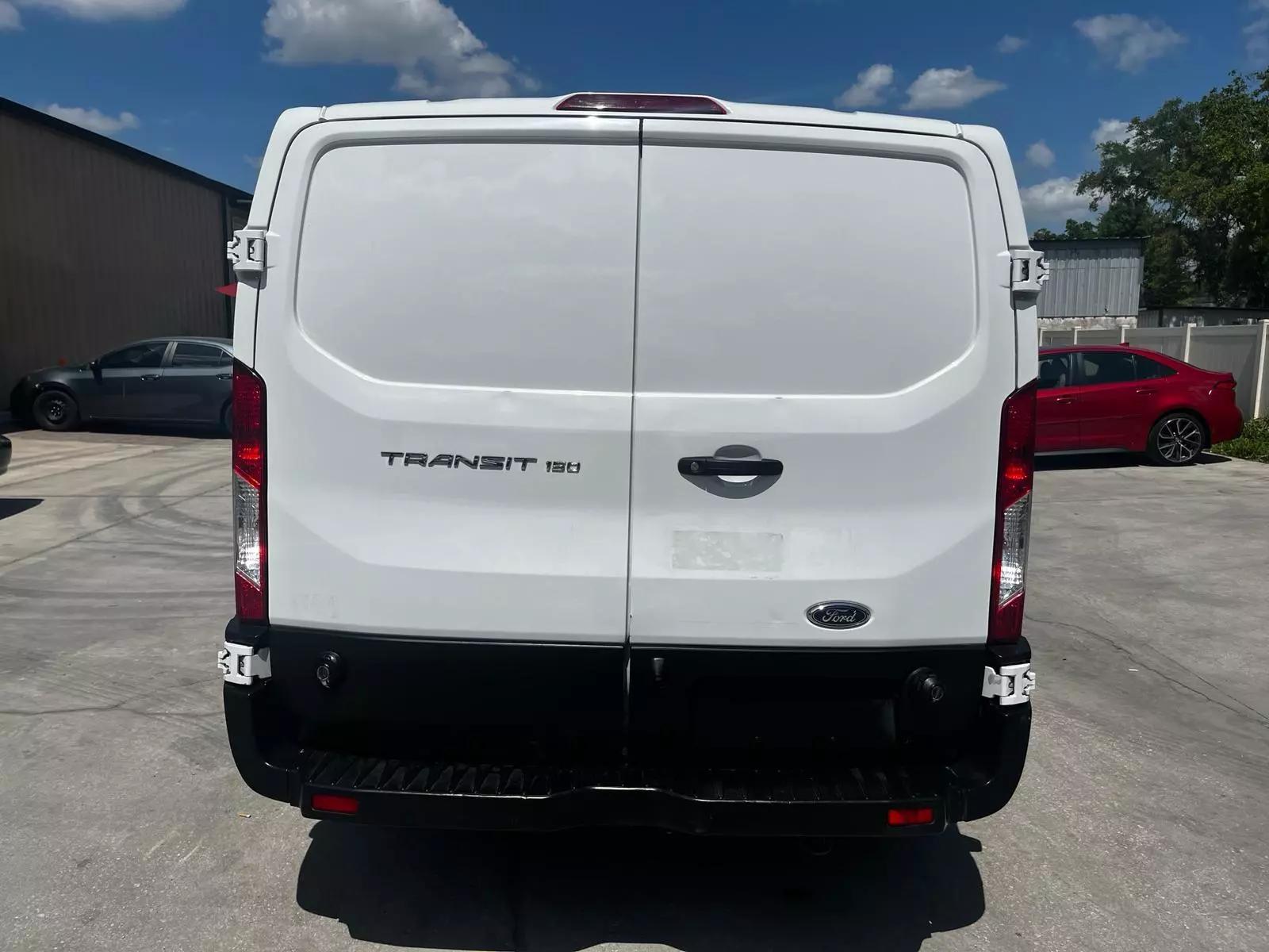 FORD TRANSIT 150 CARGO FURGONETA DE TAMAÑO COMPLETO 3.7 V6