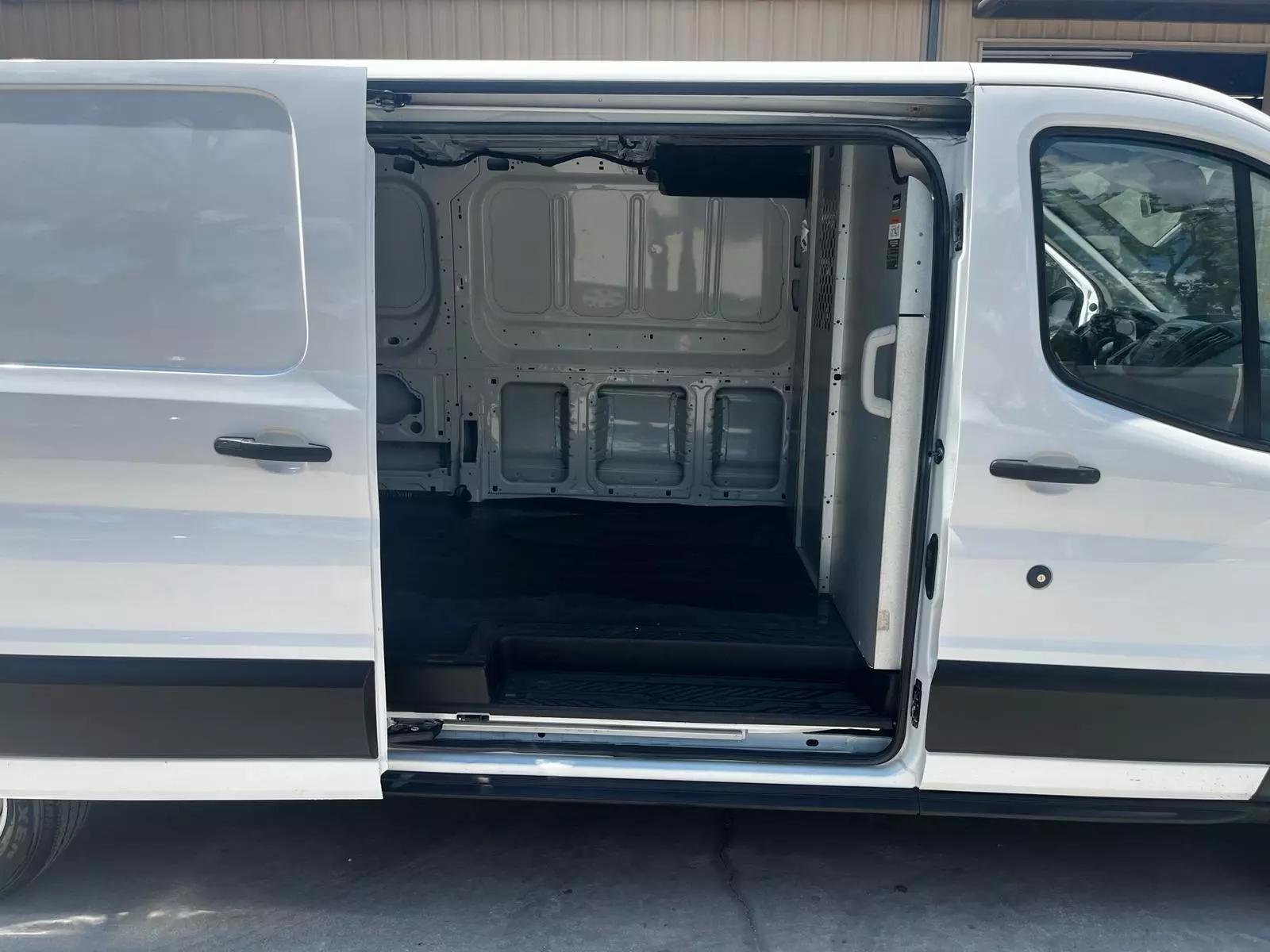 FORD TRANSIT 150 CARGO FURGONETA DE TAMAÑO COMPLETO 3.7 V6