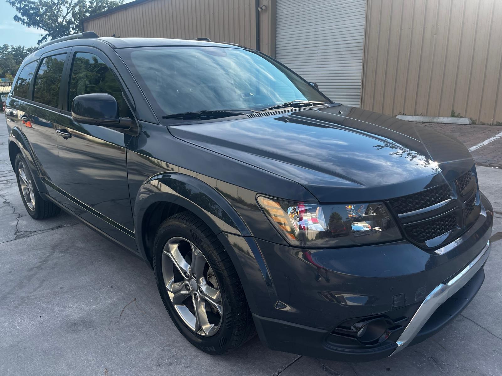 DODGE JOURNEY CROSSROAD PLUS