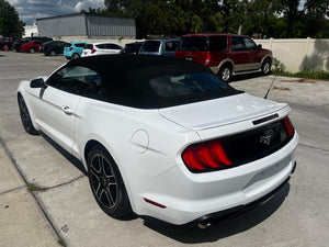 FORD MUSTANG CONVERSÍVEL