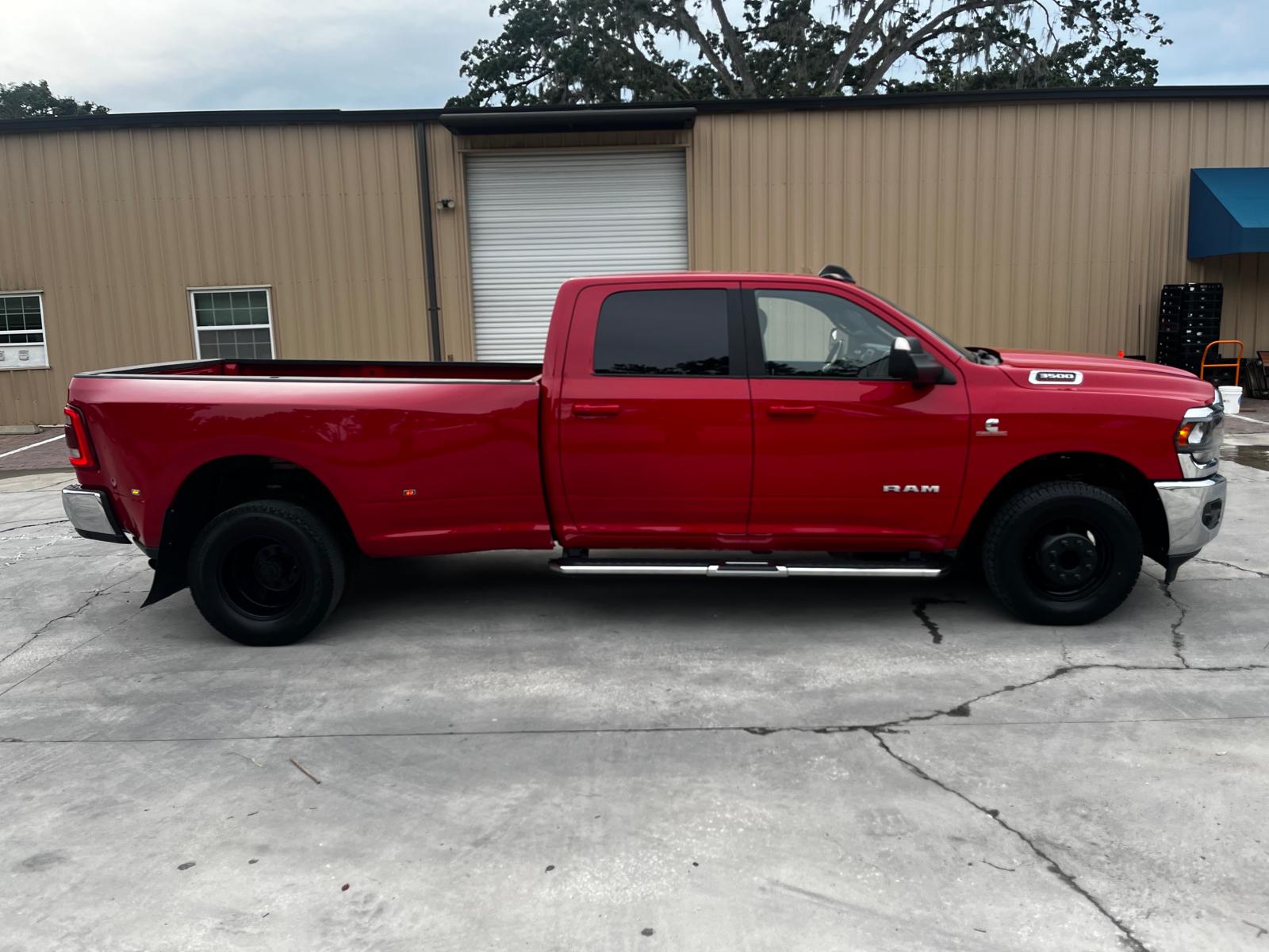 DODGE RAM 3500 BIG HORN 6.7L DIESEL