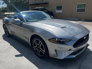 FORD MUSTANG CONVERSIVEL