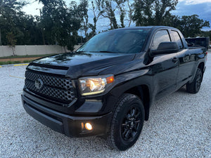 TOYOTA TUNDRA SR5 5.7L V8