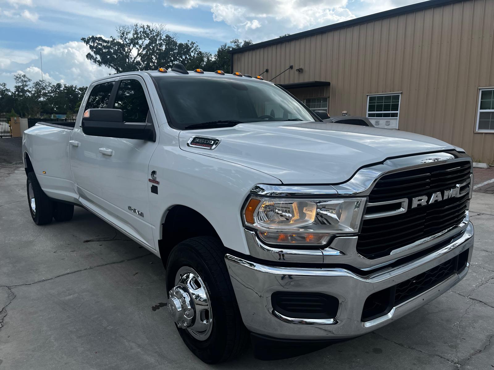 RAM 3500 BIG HORN 6.7L DIESEL 4X4