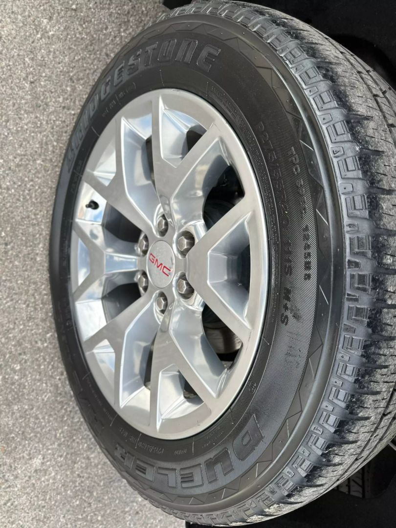 GMC YUKON