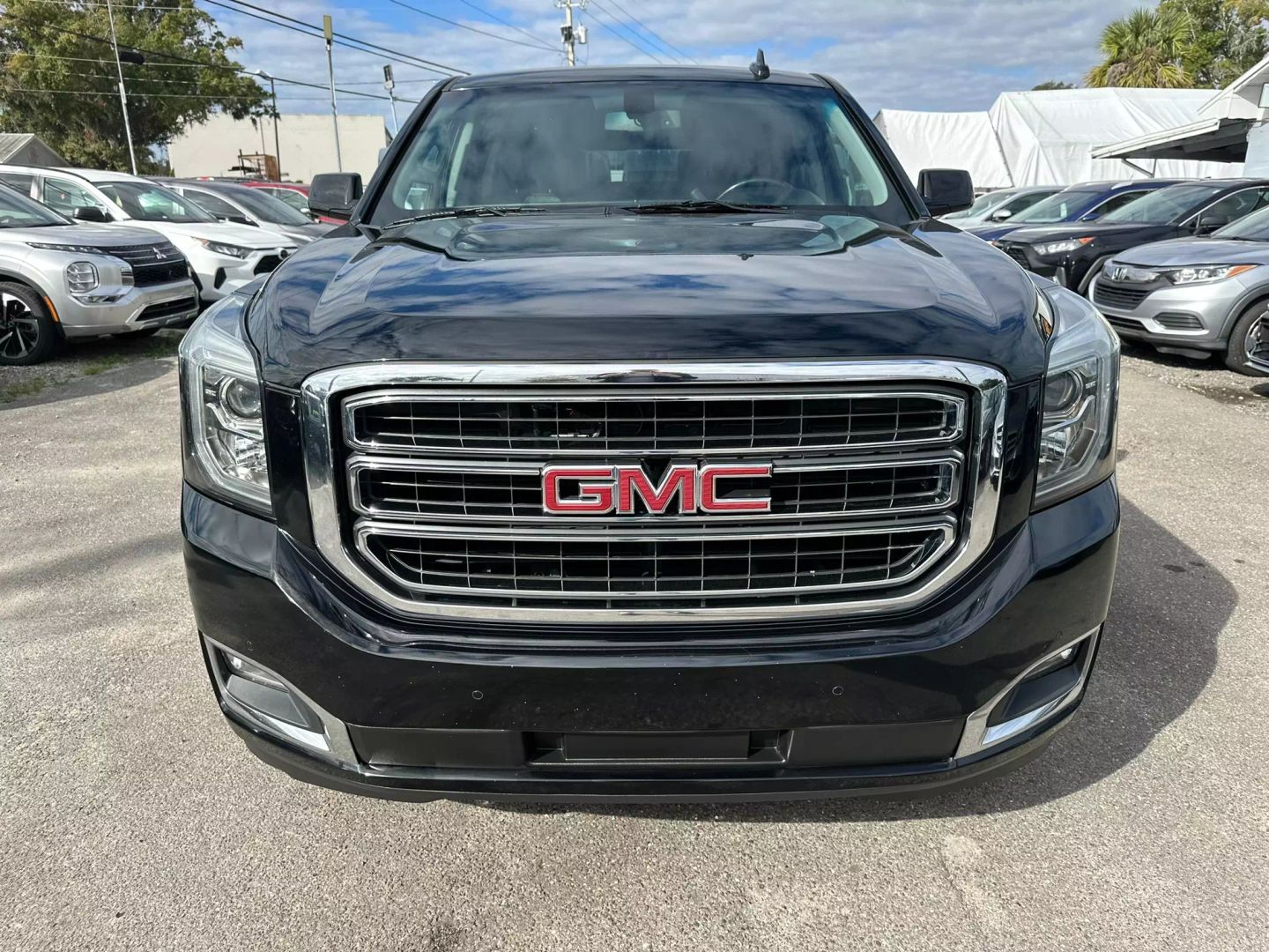 GMC YUKON