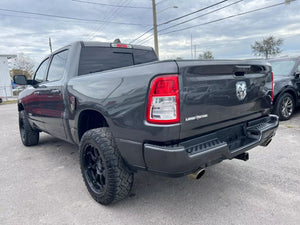 RAM 1500 CREW CAB