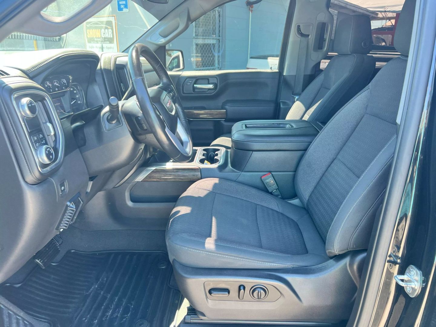 GMC SIERRA 1500 CREW CAB